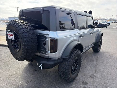 Used 2023 Ford Bronco Wildtrak image 8