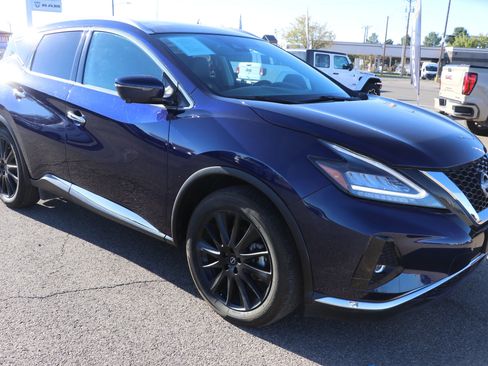 Used 2023 Nissan Murano Platinum image 1