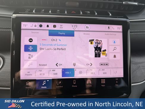 Used 2025 Jeep Grand Cherokee Limited image 14