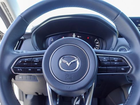 Used 2024 MAZDA CX-90 Plug-In Hybrid w/ Preferred AWD/4WD image 18