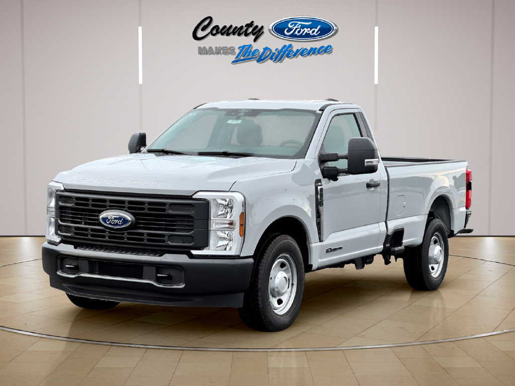 Used 2025 Ford F350 XL w/ 360-Degree Camera Package RWD image 2
