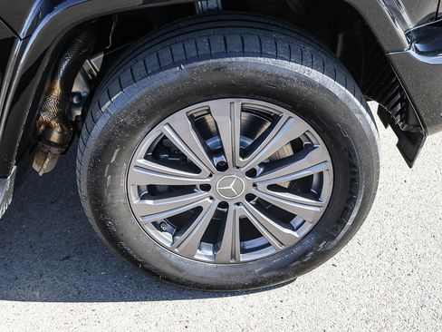 Used 2025 Mercedes-Benz G 550 image 15