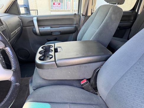 Used 2008 Chevrolet Silverado 2500 LT w/ 1LT Convenience Package image 27
