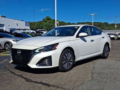 Certified 2024 Nissan Altima 2.5 SV w/ SV Premium Package