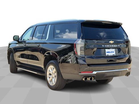 Certified 2025 Chevrolet Suburban Premier AWD/4WD image 6