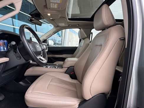 Used 2024 Ford Expedition Max Limited image 19