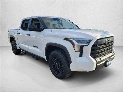 Used 2023 Toyota Tundra SR5 AWD/4WD image 3