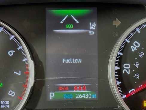 Used 2022 Toyota RAV4 XLE AWD/4WD image 27