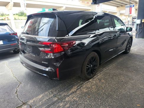 Used 2025 Honda Odyssey Sport-L image 8