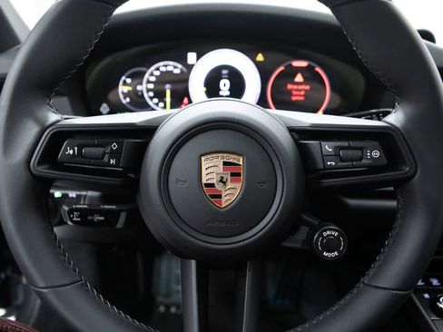 Certified 2026 Porsche 911 GT3 RWD image 14