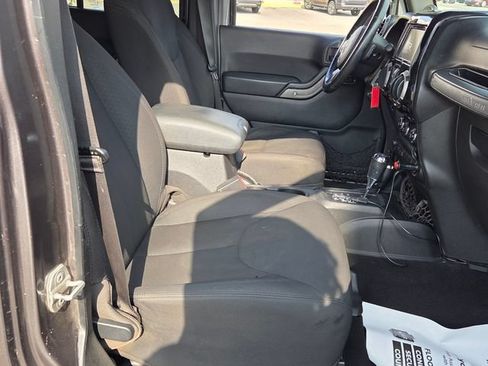 Used 2014 Jeep Wrangler Unlimited Sport AWD/4WD image 15