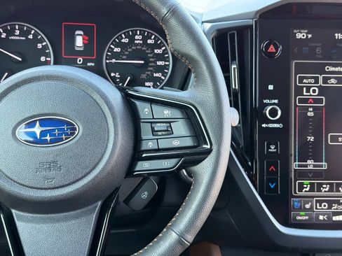 Used 2025 Subaru Forester Touring AWD/4WD image 16