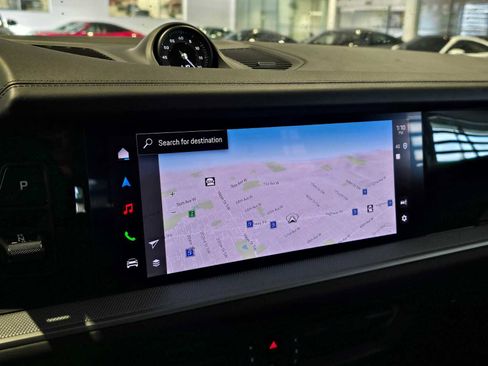 Used 2024 Porsche Cayenne S image 31