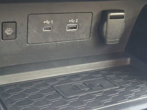 Used 2024 Nissan Altima 2.5 SR w/ SR Premium Package image 19