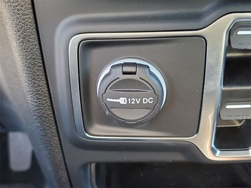 Used 2024 Jeep Wrangler Sport S image 28