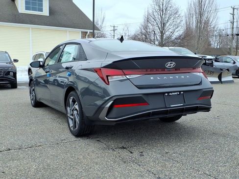 New 2025 Hyundai Elantra Sport image 4