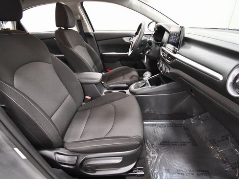 Certified 2023 Kia Forte LXS image 16