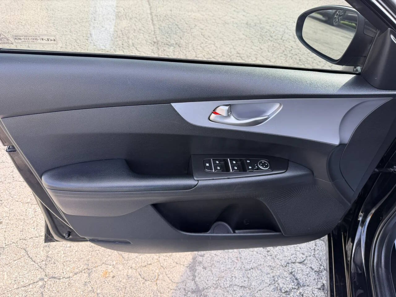 Used 2022 Kia Forte LXS FWD image 10