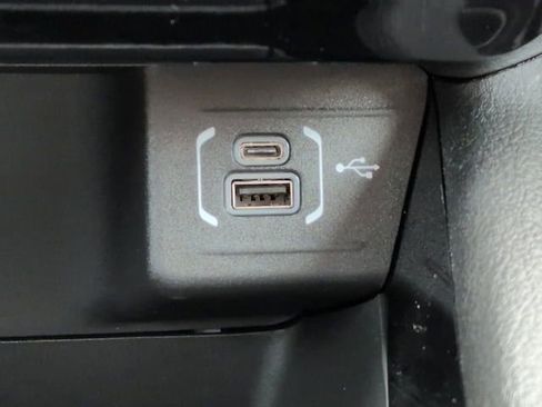 New 2026 Jeep Compass Latitude image 22