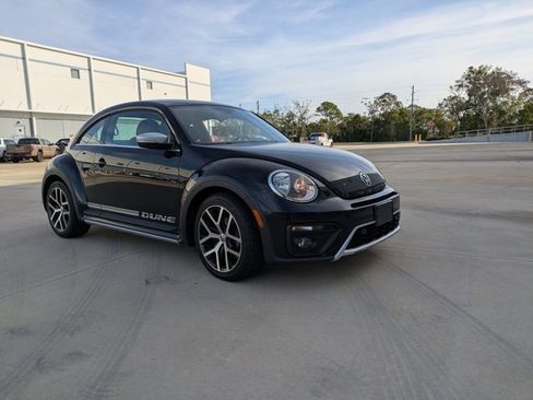 Used 2016 Volkswagen Beetle 1.8T Dune image 3