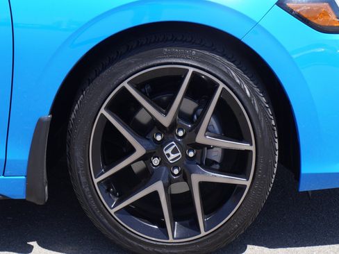 Used 2022 Honda Civic Sport Touring image 5