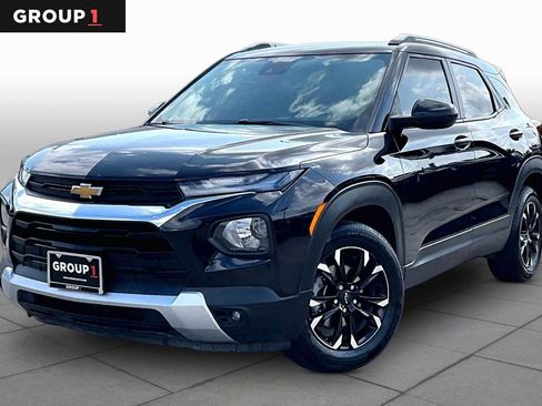Used 2023 Chevrolet TrailBlazer LT FWD image 1
