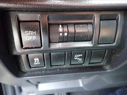 Used 2019 Subaru Crosstrek 2.0i Limited w/ Popular Package #3 AWD/4WD image 13