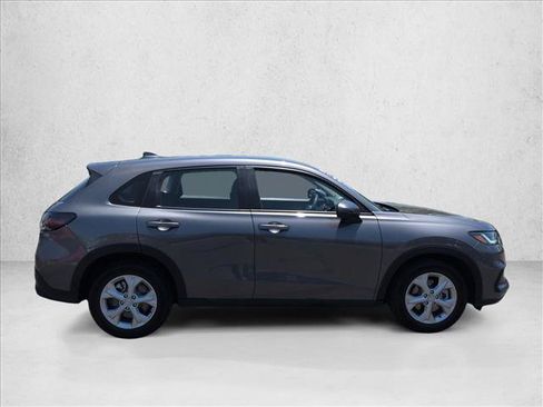 Used 2025 Honda HR-V LX image 9