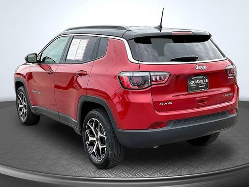Used 2025 Jeep Compass Limited AWD/4WD image 5