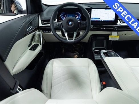 New 2026 BMW X1 xDrive28i w/ Technology Package image 4
