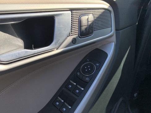 Used 2023 Ford Explorer Limited w/ Equipment Group 301A image 15