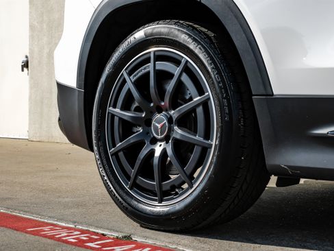 Used 2021 Mercedes-Benz GLB 35 AMG GLB 35 AMG image 44