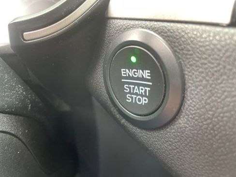 Used 2020 Ford Escape SE FWD image 29