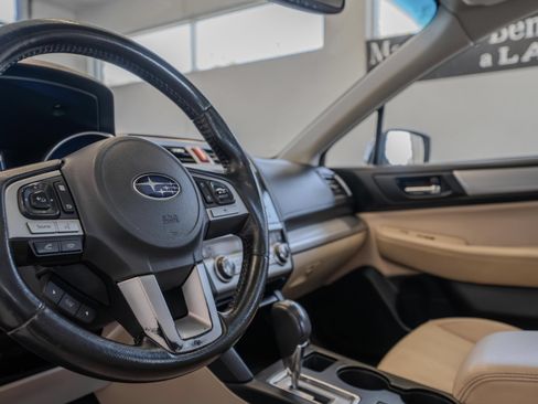Used 2015 Subaru Legacy 2.5i Premium AWD/4WD image 7