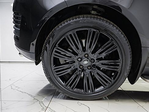 Used 2020 Land Rover Range Rover HSE image 42