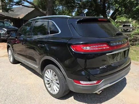Used 2019 Lincoln MKC Premiere FWD image 5