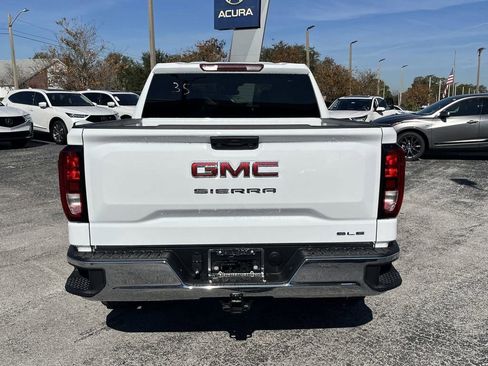 New 2025 GMC Sierra 1500 SLE image 3