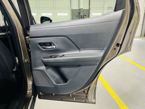 New 2026 Nissan Kicks SV image 29