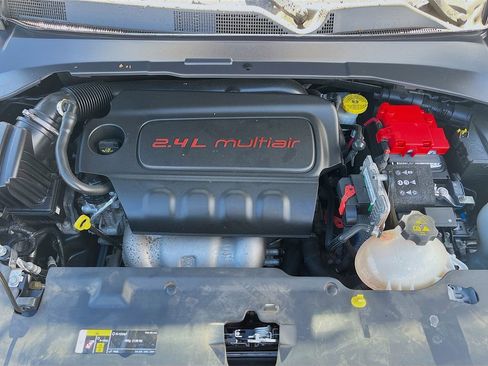 Used 2021 Jeep Compass Latitude AWD/4WD image 28