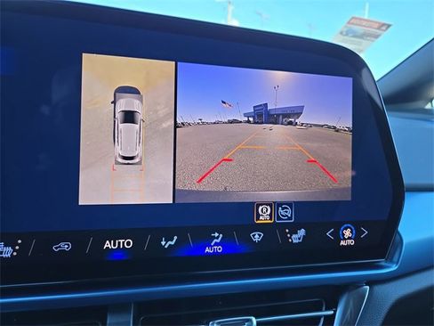 New 2026 Chevrolet Equinox EV LT image 22