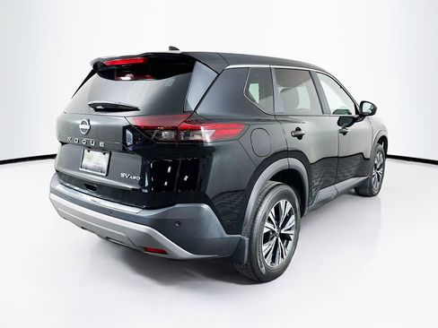 Used 2023 Nissan Rogue SV AWD/4WD image 9