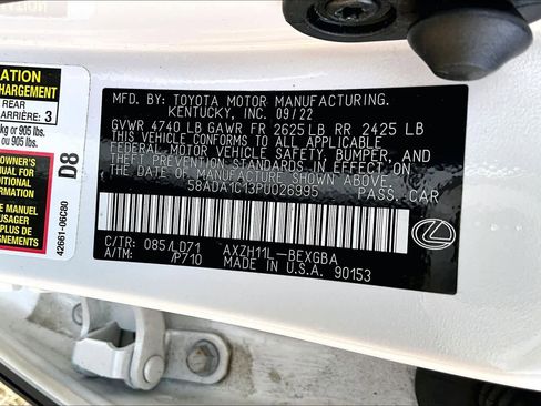 Used 2023 Lexus ES 300h w/ Premium Package image 32