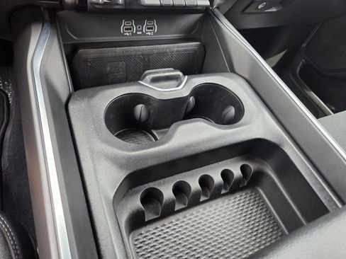Used 2025 RAM 1500 Big Horn AWD/4WD image 15