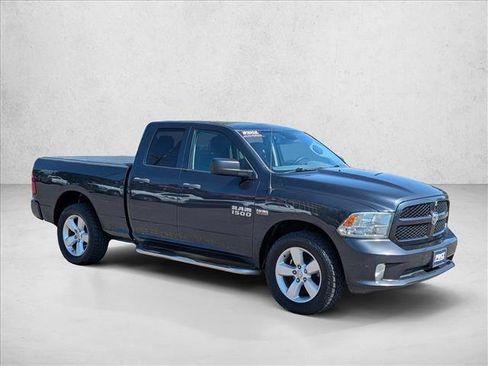 Used 2015 RAM 1500 Express AWD/4WD image 3