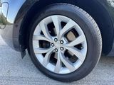 Used 2020 Land Rover Range Rover Evoque SE image 2