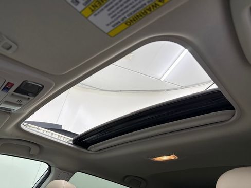 Used 2017 Subaru Outback 2.5i Limited image 21