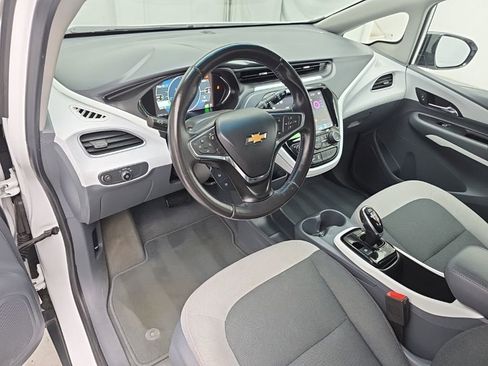 Used 2020 Chevrolet Bolt LT FWD image 11