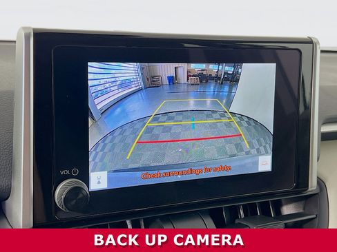 Used 2024 Toyota RAV4 XLE image 10