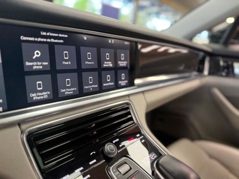 Used 2017 Porsche Panamera 4S w/ Premium Package Plus AWD/4WD image 32