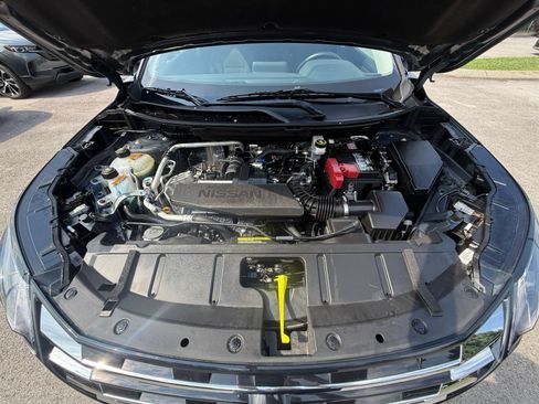 Used 2026 Nissan Rogue SV AWD/4WD image 32